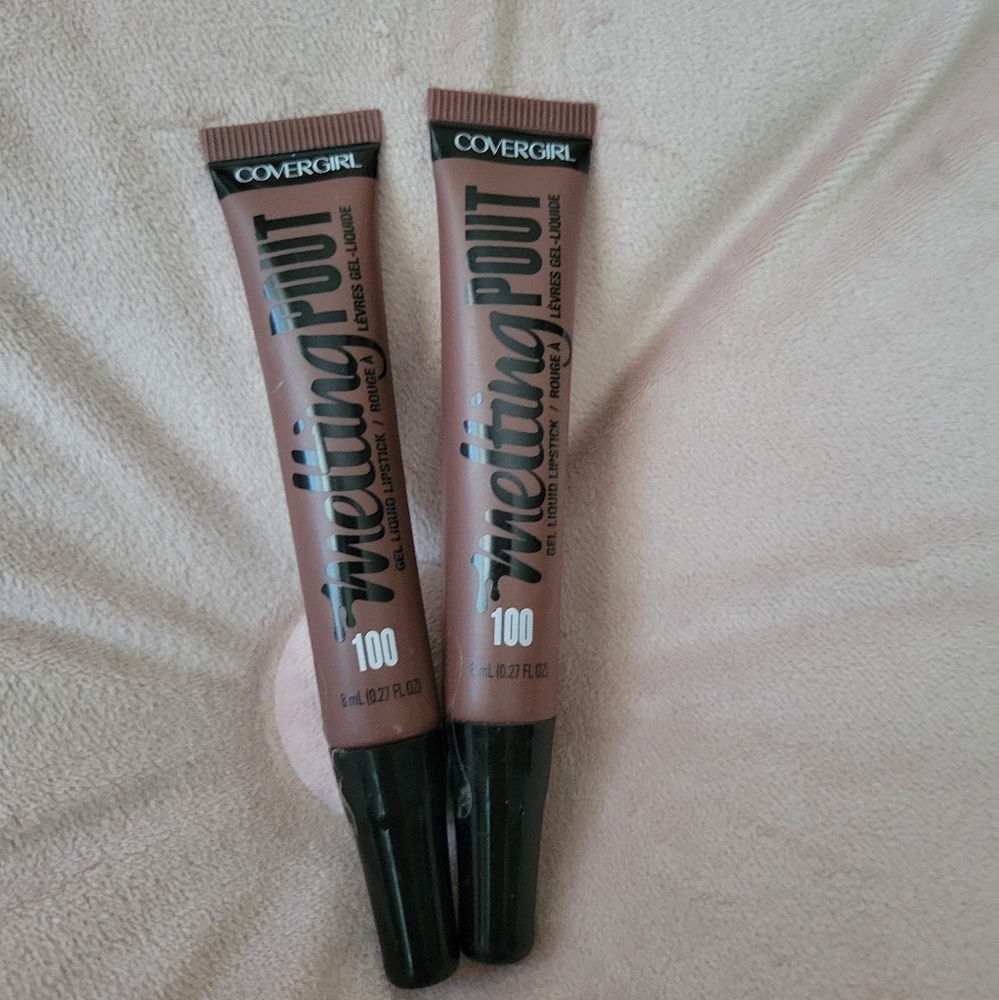 CoverGirl Melting Pout